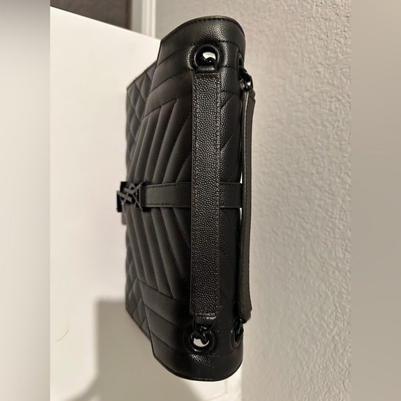 YSL Envelope Bag Medium - Picture 12 of 12